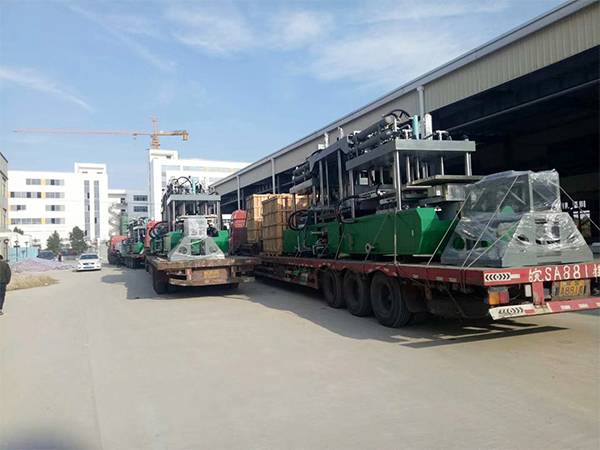 上海界龍實業集團有限公司成型機卸機到位 上海界龍實業集團有限公司成型機卸機到位